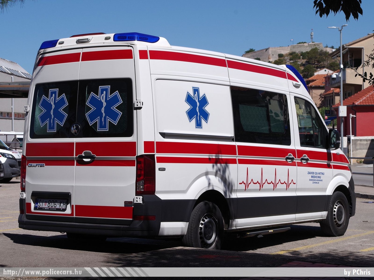 Volkswagen Crafter, Zavod za hitnu medicinu Šibensko-kninske županije, Šibenik, fotó: PChris
Keywords: horvát Horvátország mentő mentőautó Croatia croatian ambulance