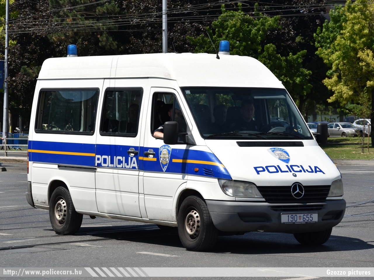 Mercedes Sprinter, Hrvatska policija, fotó: Gzozzo pictures
Keywords: croatian rendőr rendőrautó rendőrség horvát Horvátország policecar police Croatia