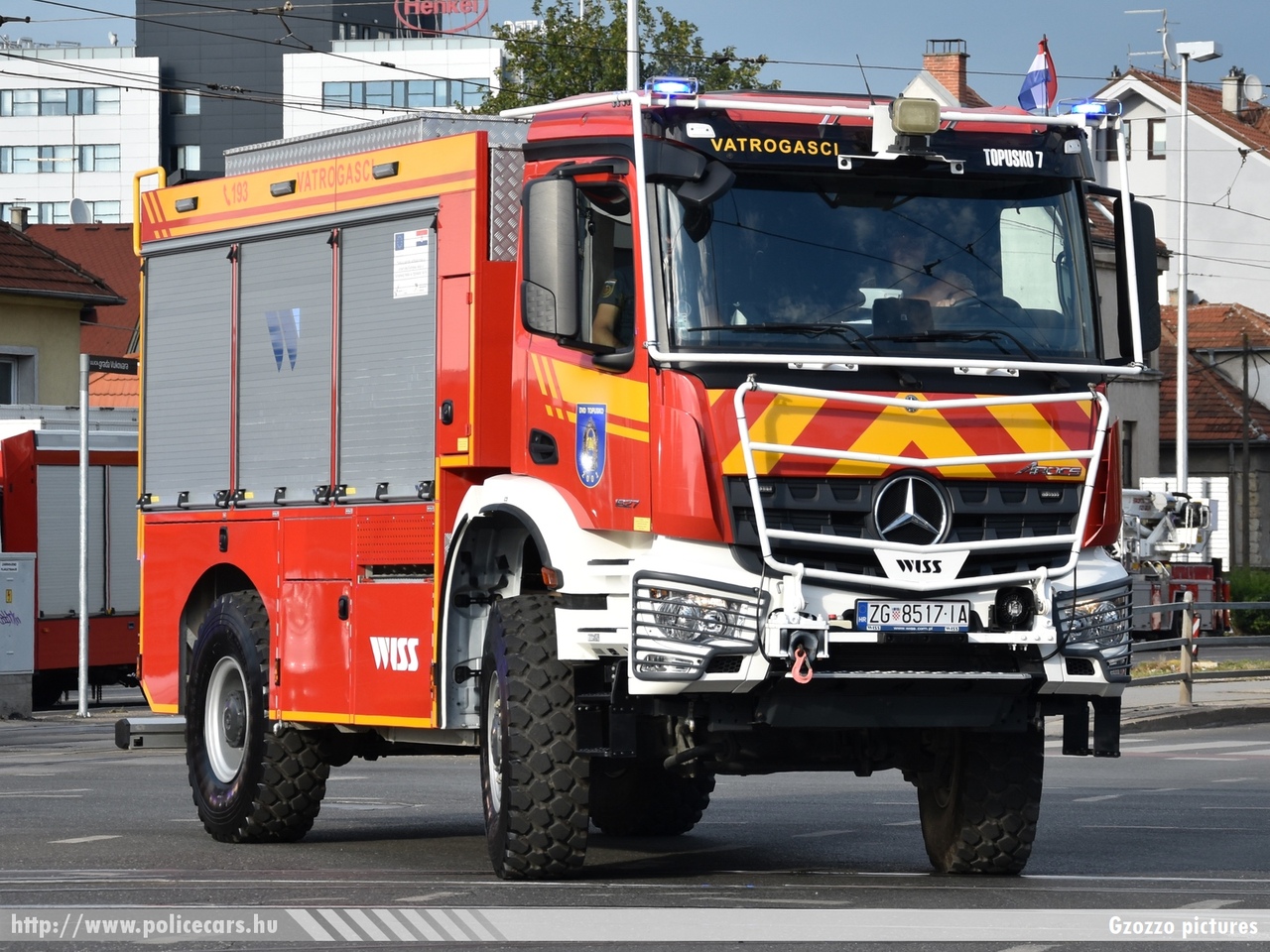 Mercedes Arocs 1827 WISS, Dobrovoljno vatrogasno društvo Kopusko, fotó: Gzozzo pictures
Keywords: Horvátország tűzoltóság tűzoltóautó horvát Croatia croatian firefighter firetruck fire