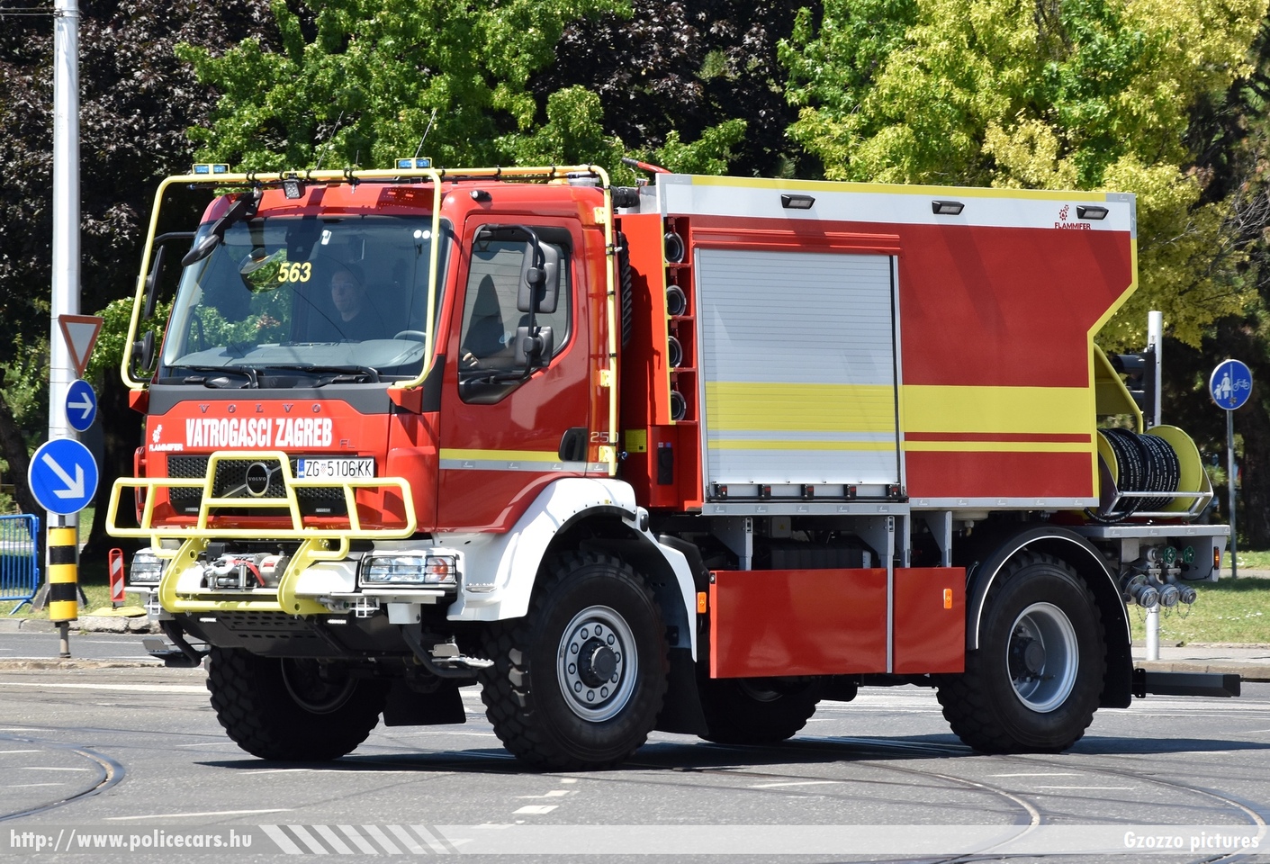 Volvo FL 250 Flamifer, Javna vatrogasna postrojba Grada Zagreba, fotó: Gzozzo pictures
Keywords: Horvátország tűzoltóság tűzoltóautó horvát Croatia croatian firefighter firetruck fire