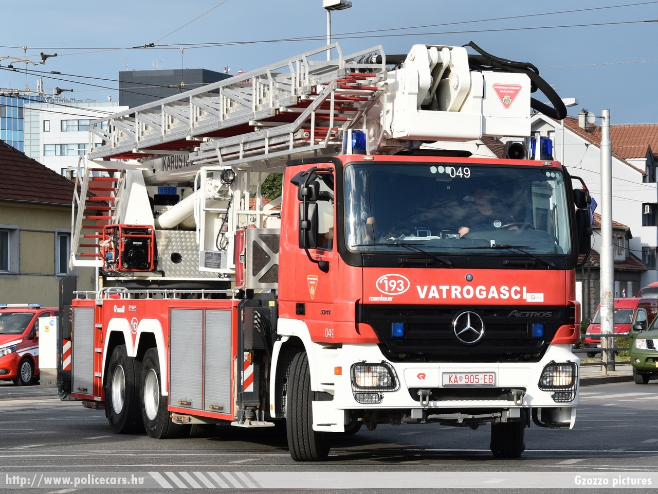 Mercedes Actros 3341, Javna vatrogasna postrojba grada Karlovca, fotó: Gzozzo pictures
Keywords: Horvátország tűzoltóság tűzoltóautó horvát Croatia croatian firefighter firetruck fire