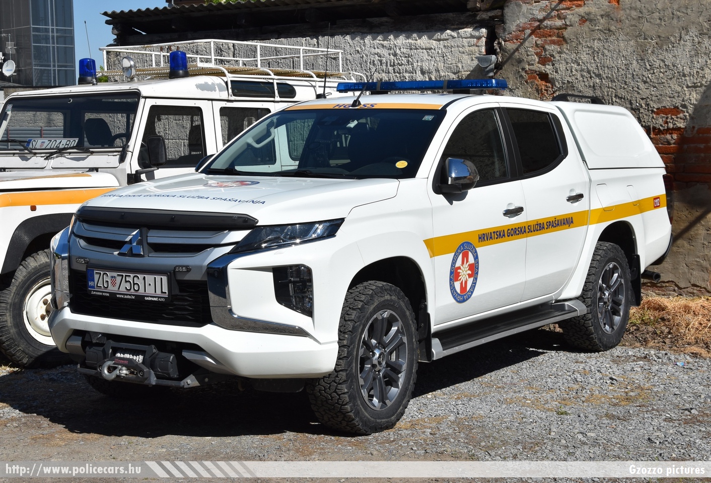 Mitsubishi L200, Hrvatska Gorska Sluzba Spasavanja, fotó: Gzozzo pictures
Keywords: horvát Horvátország hegyi mentők ambulance Croatia croatian