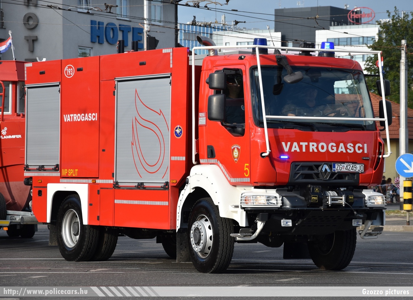Renault ?, Intervencijska vatrogasna postrojba Split, fotó: Gzozzo pictures
Keywords: Horvátország tűzoltóság tűzoltóautó horvát Croatia croatian firefighter firetruck fire