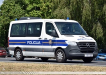 hr736.jpg