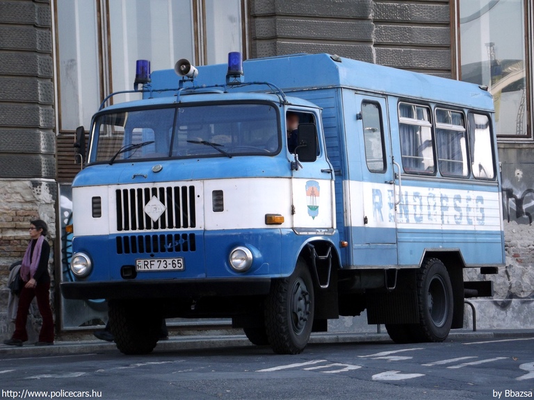 IFA W50L, fotó: Bbazsa
Keywords: rendőr rendőrautó rendőrség magyar Magyarország hungarian Hungary police policecar RF73-65