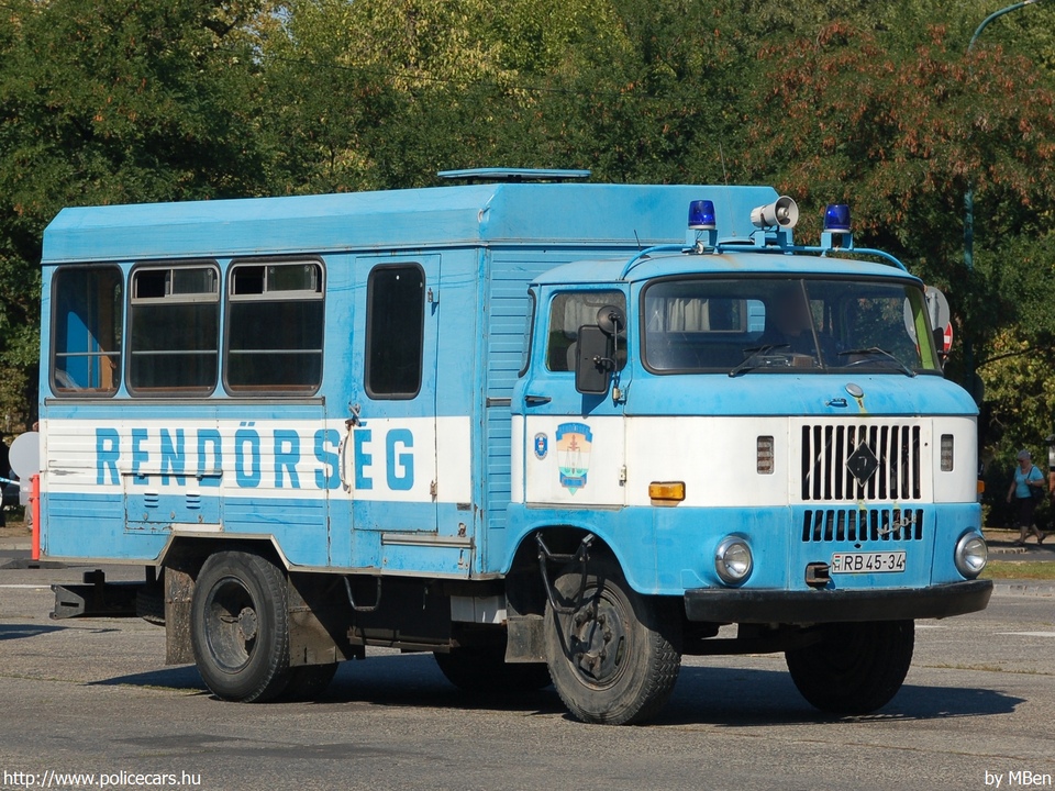 IFA W50L, fotó: MBen
Keywords: rendőrség rendőr rendőrautó magyar Magyarország hungarian Hungary police policecar RB45-34
