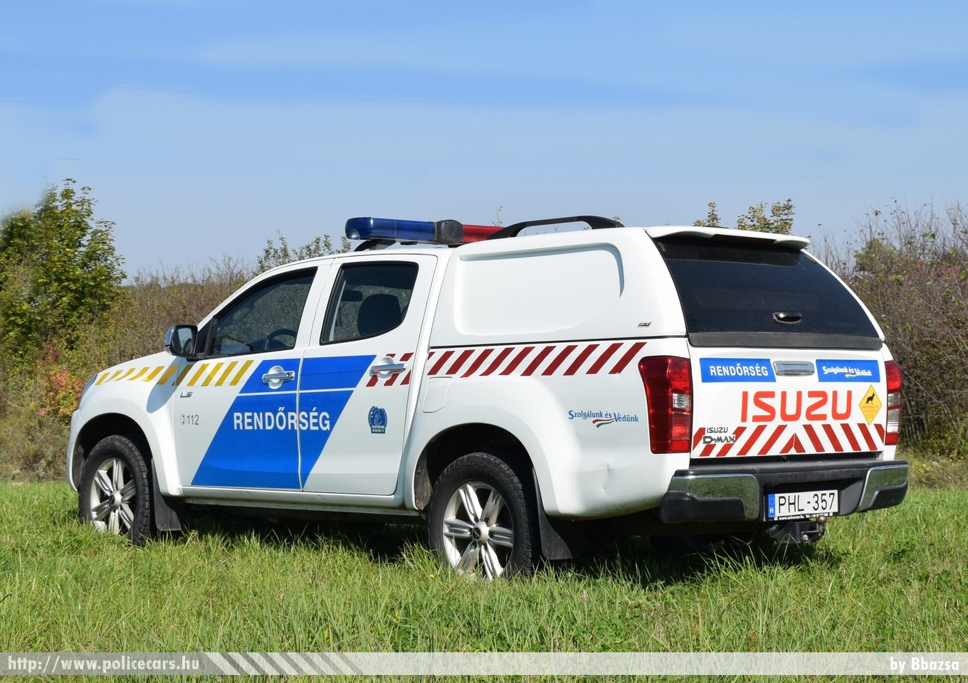 Isuzu D-Max, fotó: Bbazsa
Keywords: PHL-357 magyar Magyarország rendőr rendőrautó rendőrség Hungary hungarian police policecar