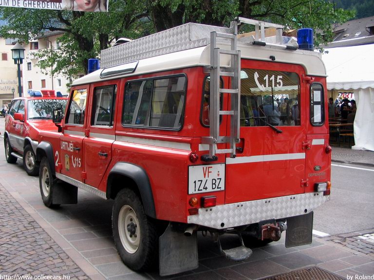 Land Rover Defender, fotó: Roland
Keywords: olasz Olaszország tûzoltó tûzoltóautó tûzoltóság