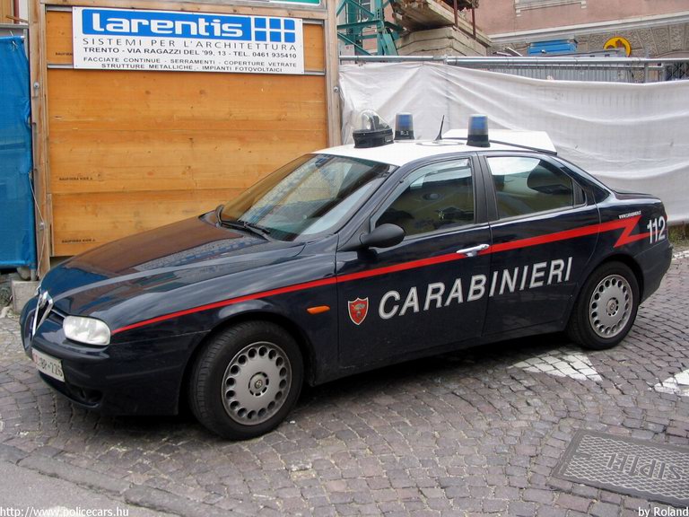 Alfa Romeo 156, fotó: Roland
Keywords: olasz Olaszország rendőrautó rendőrség rendőr  carabinieri 