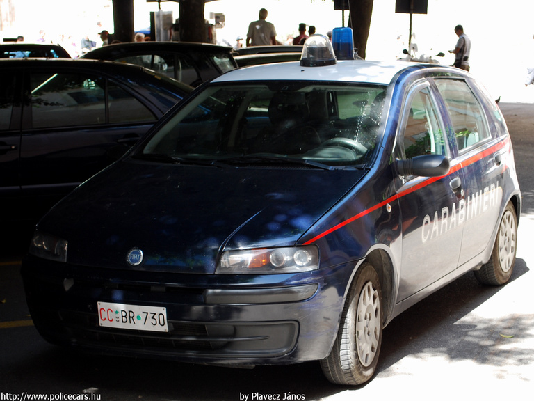 Fiat Punto, fotó: Plavecz János
Keywords: olasz Olaszország rendőrautó rendőrség rendőr  carabinieri 