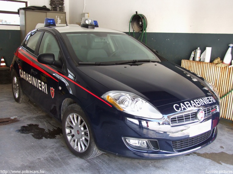 Fiat Bravo, fotó: Gzozzo pictures
Keywords: olasz Olaszország rendőrautó rendőrség rendőr  carabinieri 