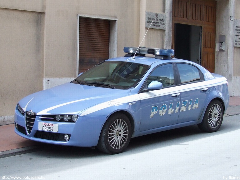 Alfa Romeo 159, fotó: Ikarus
Keywords: rendőr rendőrautó rendőrség olasz Olaszország