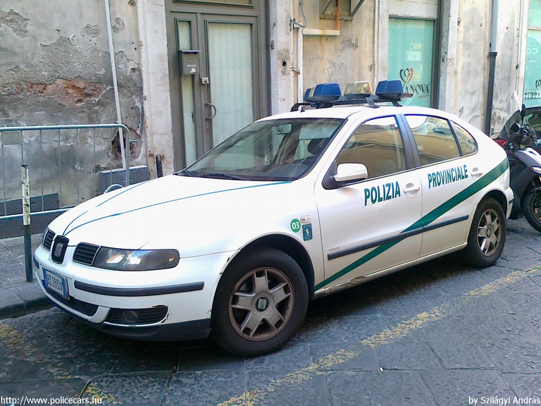 Seat Leon, fotó: Szilágyi András
Keywords: rendőr rendőrautó rendőrség olasz Olaszország