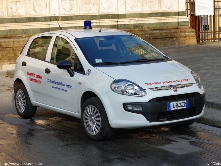 Fiat Punto Evo, fotó: PChris
Keywords: mentő mentőautó olasz Olaszország