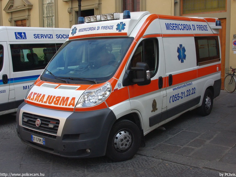 Fiat Ducato, fotó: PChris
Keywords: mentő mentőautó olasz Olaszország