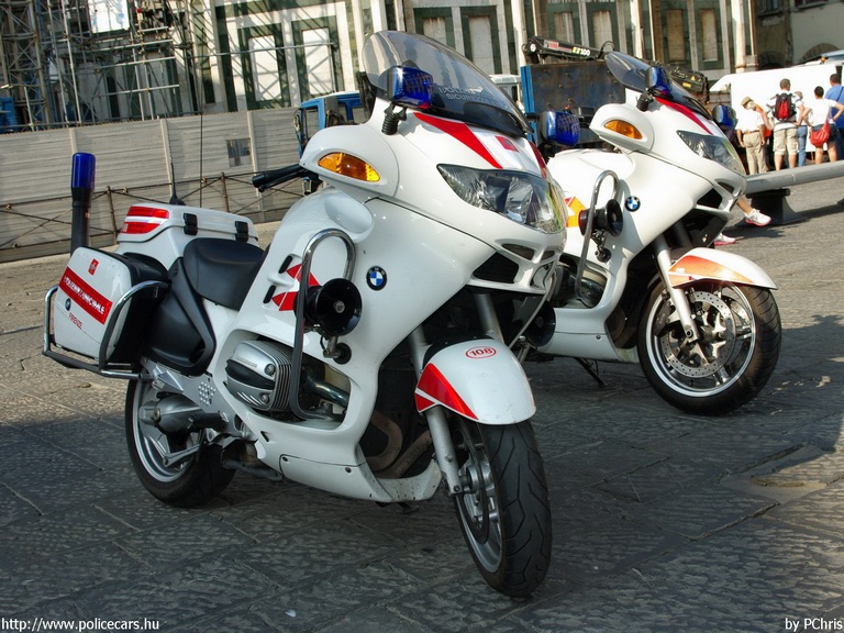 BMW R1150RT, fotó: PChris
Keywords: rendőr rendőrmotor rendőrség olasz Olaszország