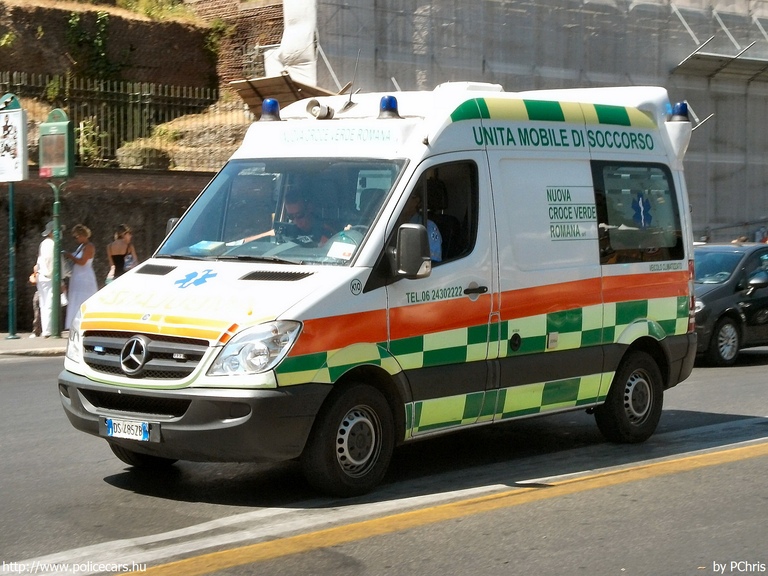 Mercedes-Benz Sprinter II 315 CDI, fotó: PChris
Keywords: mentő mentőautó olasz Olaszország DS485ZB