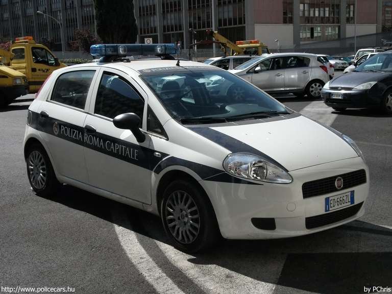 Fiat Grande Punto, fotó: PChris
Keywords: rendőr rendőrautó rendőrség olasz Olaszország ED666ZL