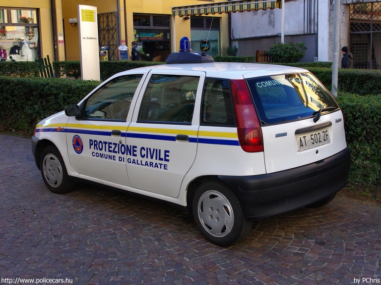 Fiat Punto, fotó: PChris
Keywords: olasz Olaszország polgári védelem
