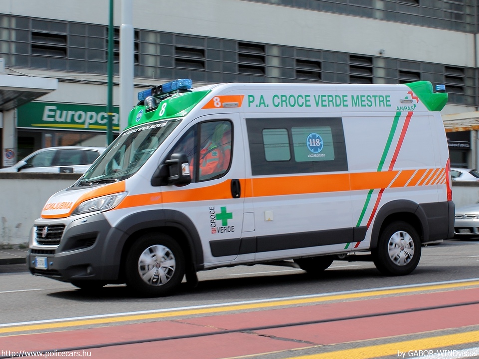 Fiat Ducato, fotó: GABOR-WINDvisual
Keywords: ambulace olasz Olaszország mentő mentőautó Italy italian 
