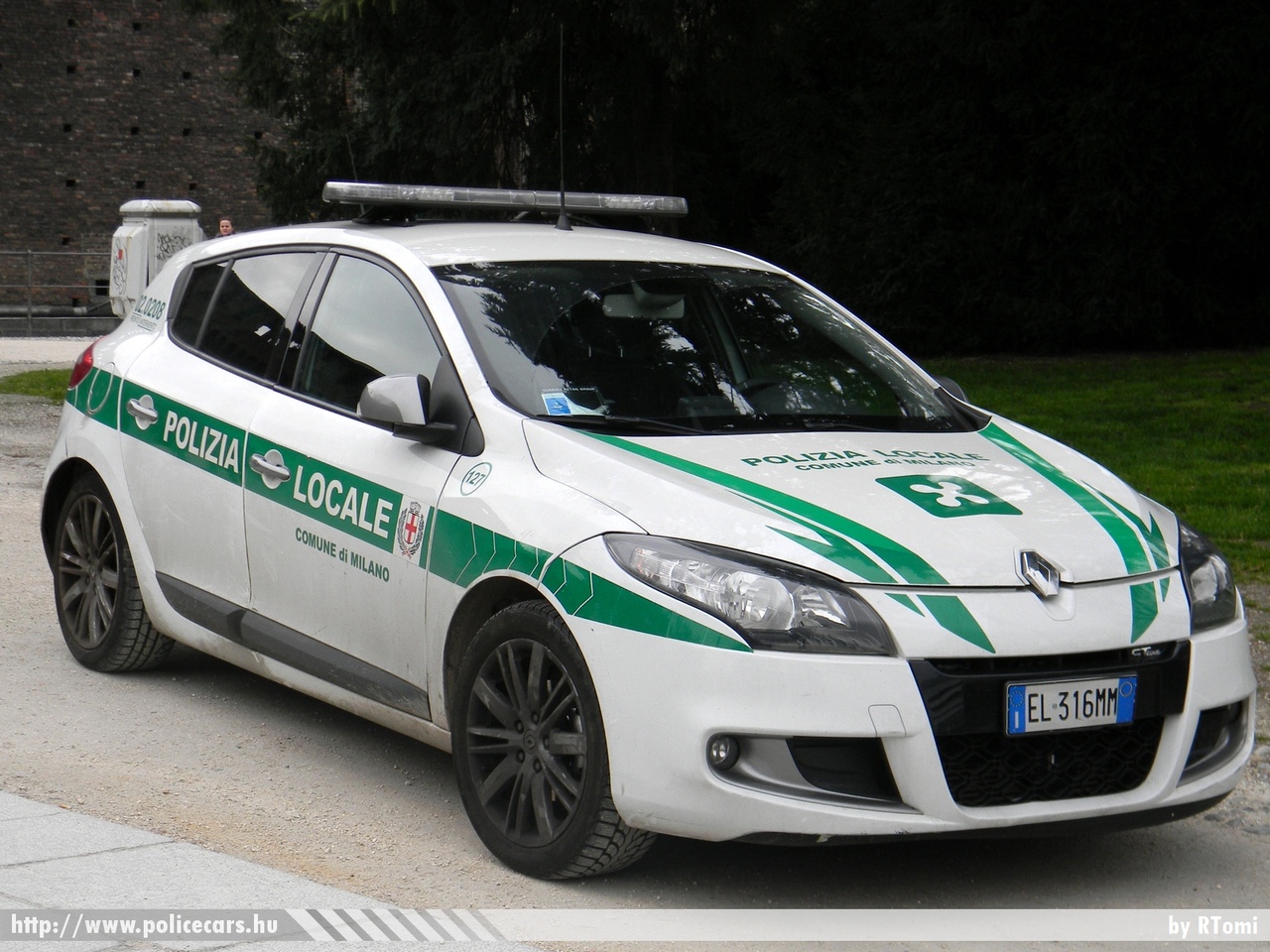 Renault Megane, fotó: RTomi
Keywords: rendőr rendőrautó rendőrség olasz Olaszország