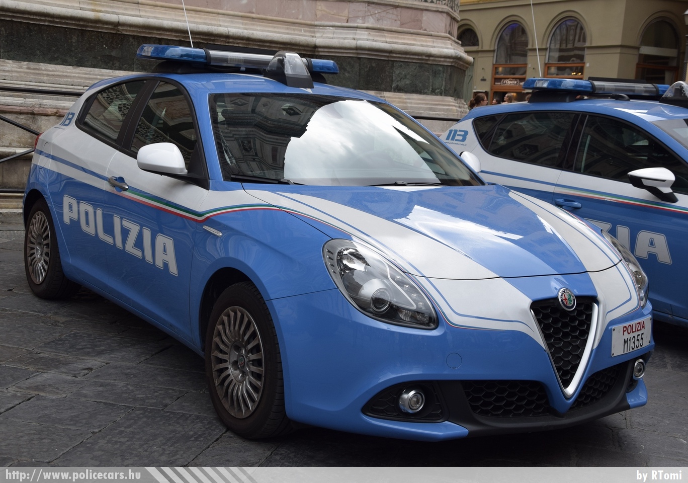 Alfa Romeo Giulietta, fotó: RTomi
Keywords: olasz Olaszország rendőrautó rendőrség rendőr