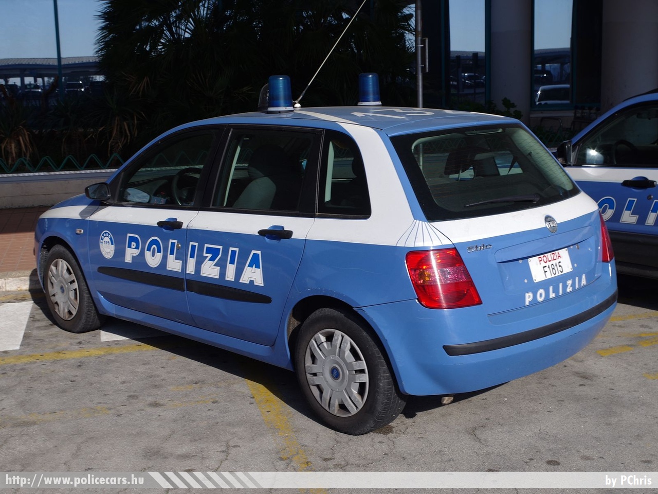 Fiat Stilo, fotó: PChris
Keywords: rendőr rendőrautó rendőrség olasz Olaszország police policecar Italy italian 