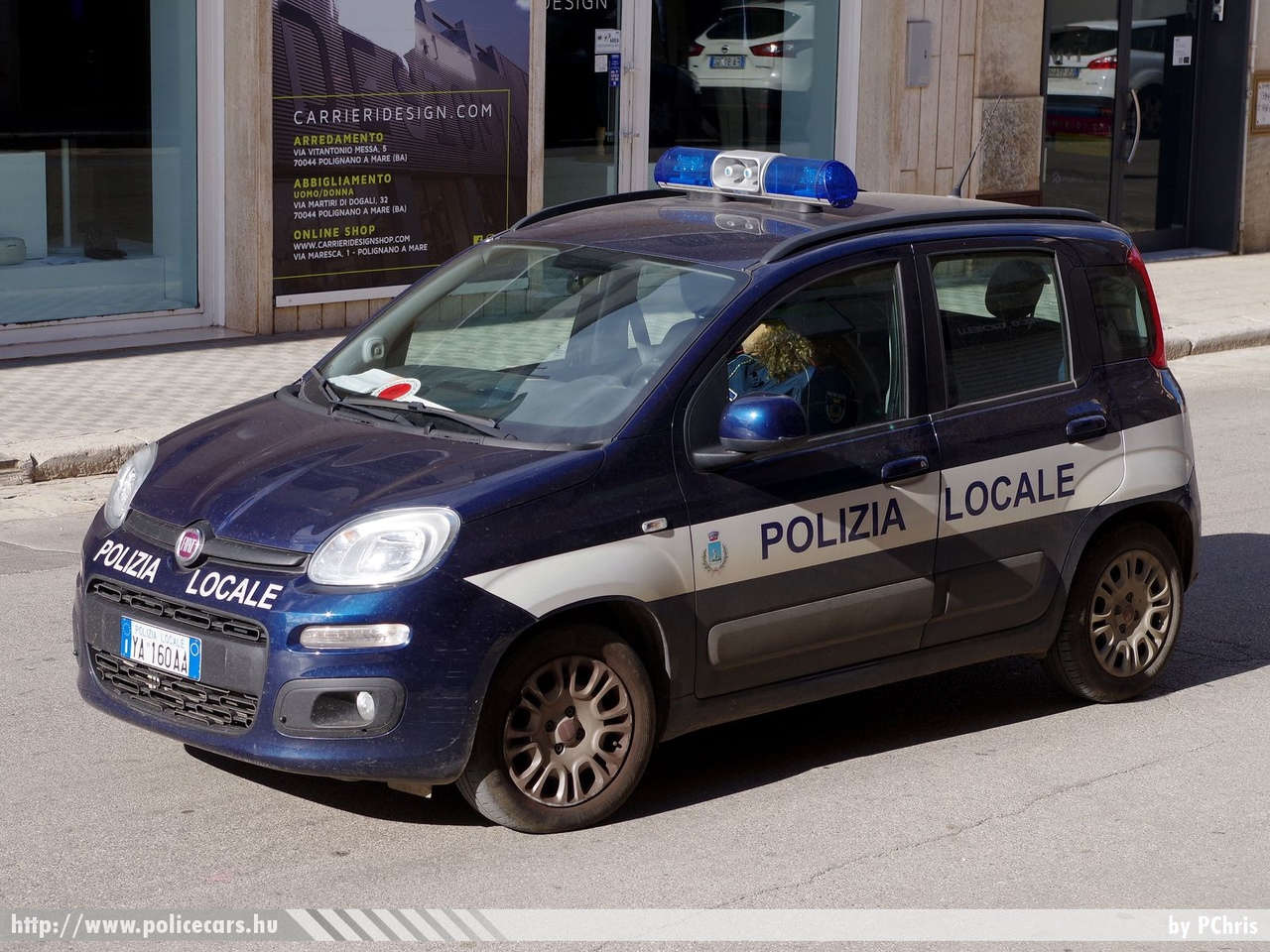 Fiat Panda 4x4, fotó: PChris
Keywords: rendőr rendőrautó rendőrség olasz Olaszország police policecar Italy italian 