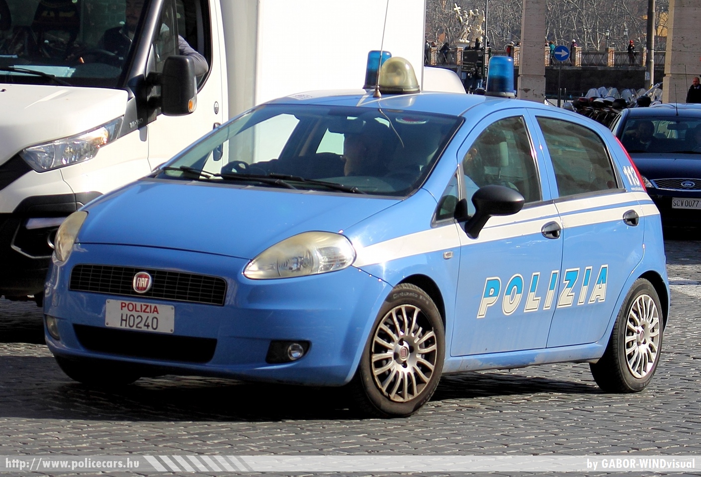Fiat Punto, fotó: GABOR-WINDvisual
Keywords: rendőr rendőrautó rendőrség olasz Olaszország police policecar Italy italian