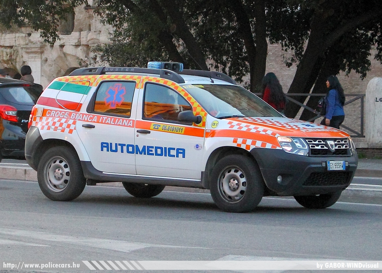 Dacia Duster, fotó: GABOR-WINDvisual
Keywords: mentő mentőautó olasz Olaszország ambulance Italy italian