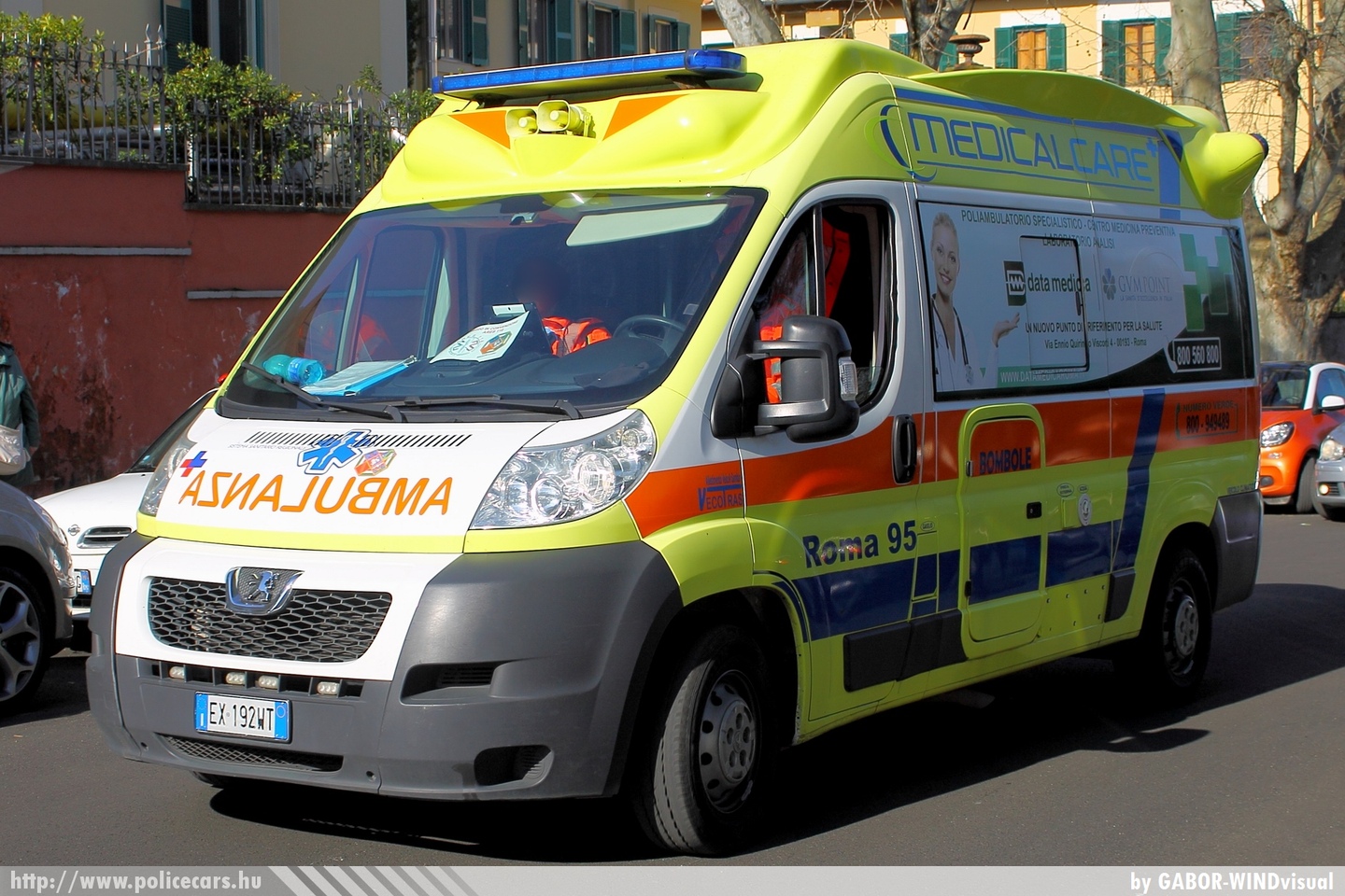 Peugeot Boxer, fotó: GABOR-WINDvisual
Keywords: mentő mentőautó olasz Olaszország ambulance Italy italian