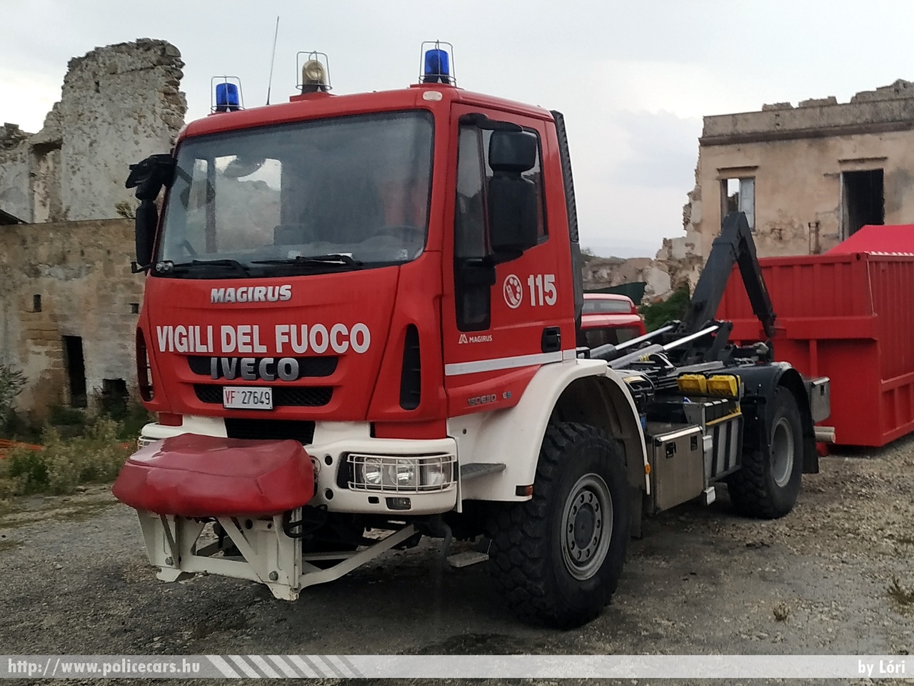 Iveco Magirus 150630, fotó: Lóri
Keywords: olasz Olaszország italian Italy fire firetruck tûzoltó tûzoltóautó tûzoltóság