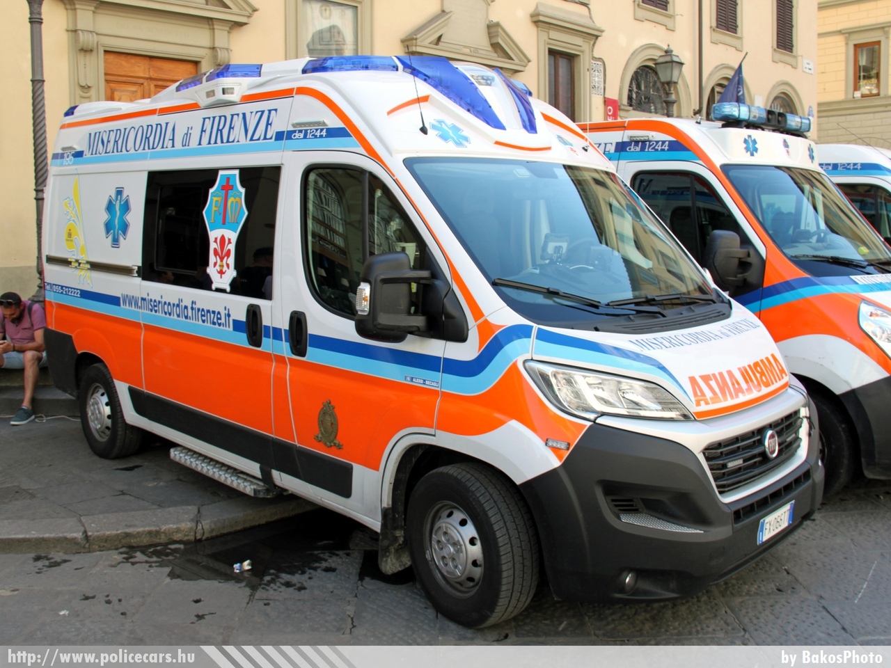 Fiat Ducato, fotó: BakosPhoto
Keywords: mentő mentőautó olasz Olaszország ambulance Italy italian