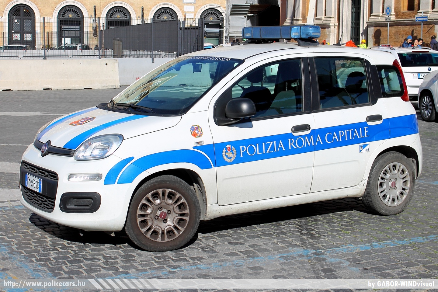 Fiat Panda, Róma, fotó: GABOR-WINDvisual
Keywords: rendőr rendőrautó rendőrség olasz Olaszország police policecar Italy italian