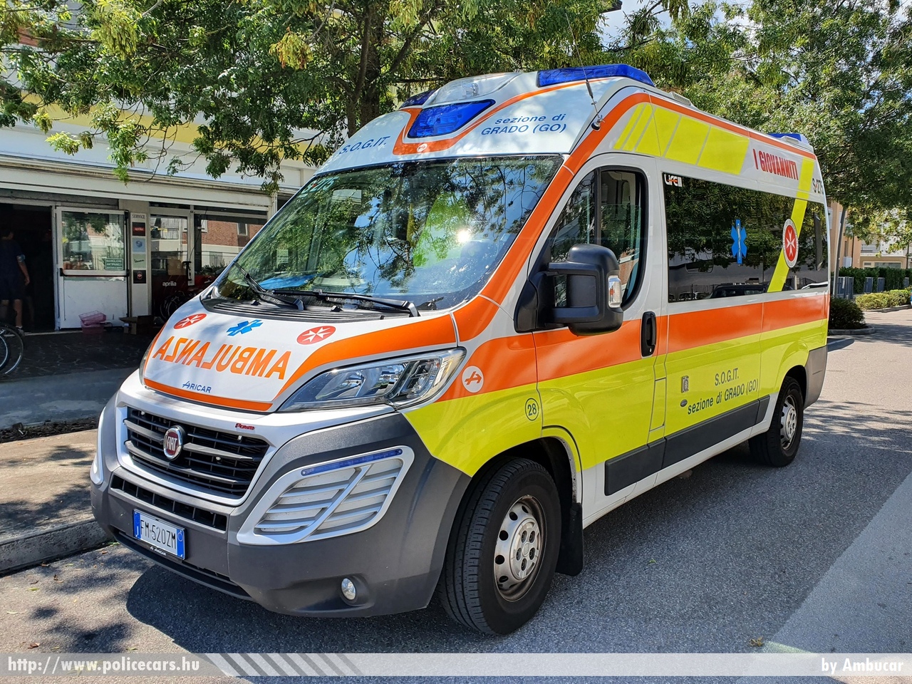 Fiat Ducato, fotó: Ambucar
Keywords: mentő mentőautó olasz Olaszország ambulance Italy italian