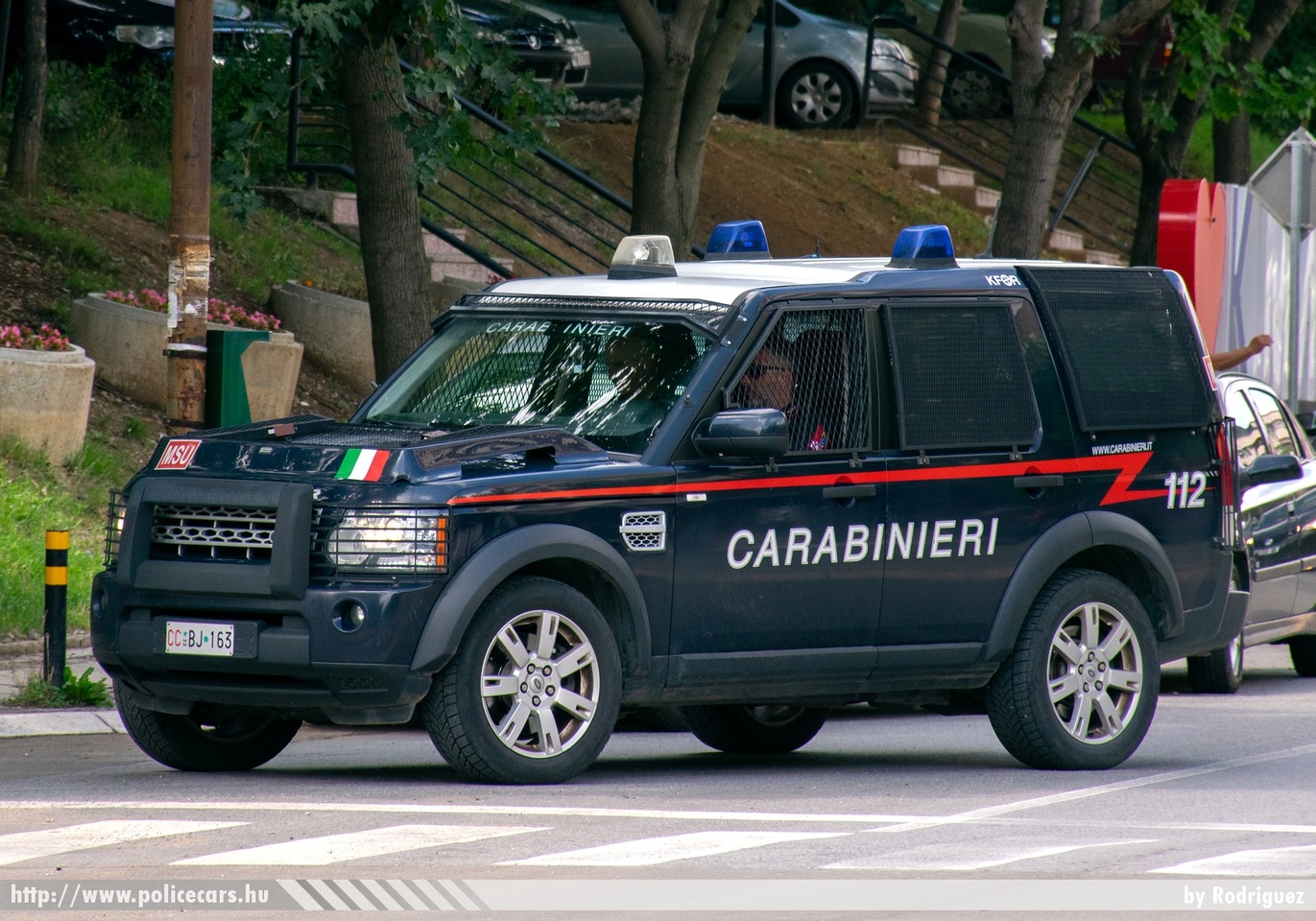 Land Rover Discovery 4, Carabinieri, Multinational Specialized Unit, fotó: Rodriguez
Keywords: rendőr rendőrautó rendőrség olasz Olaszország police policecar Italy italian katonai rendészet military