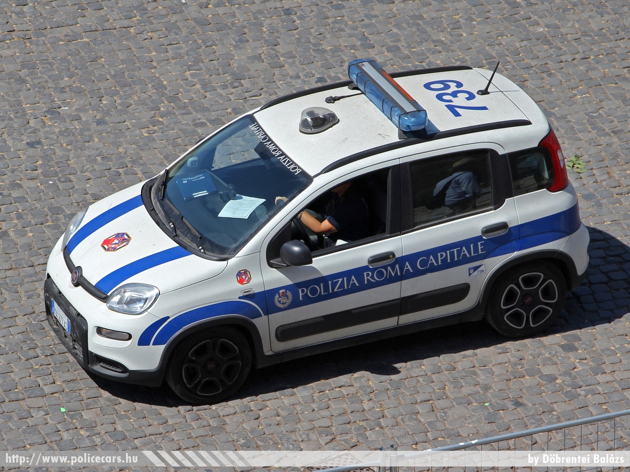 Fiat Panda, Polizia Locale di Roma Capitale, fotó: Döbrentei Balázs
Keywords: rendőr rendőrautó rendőrség olasz Olaszország police policecar Italy italian