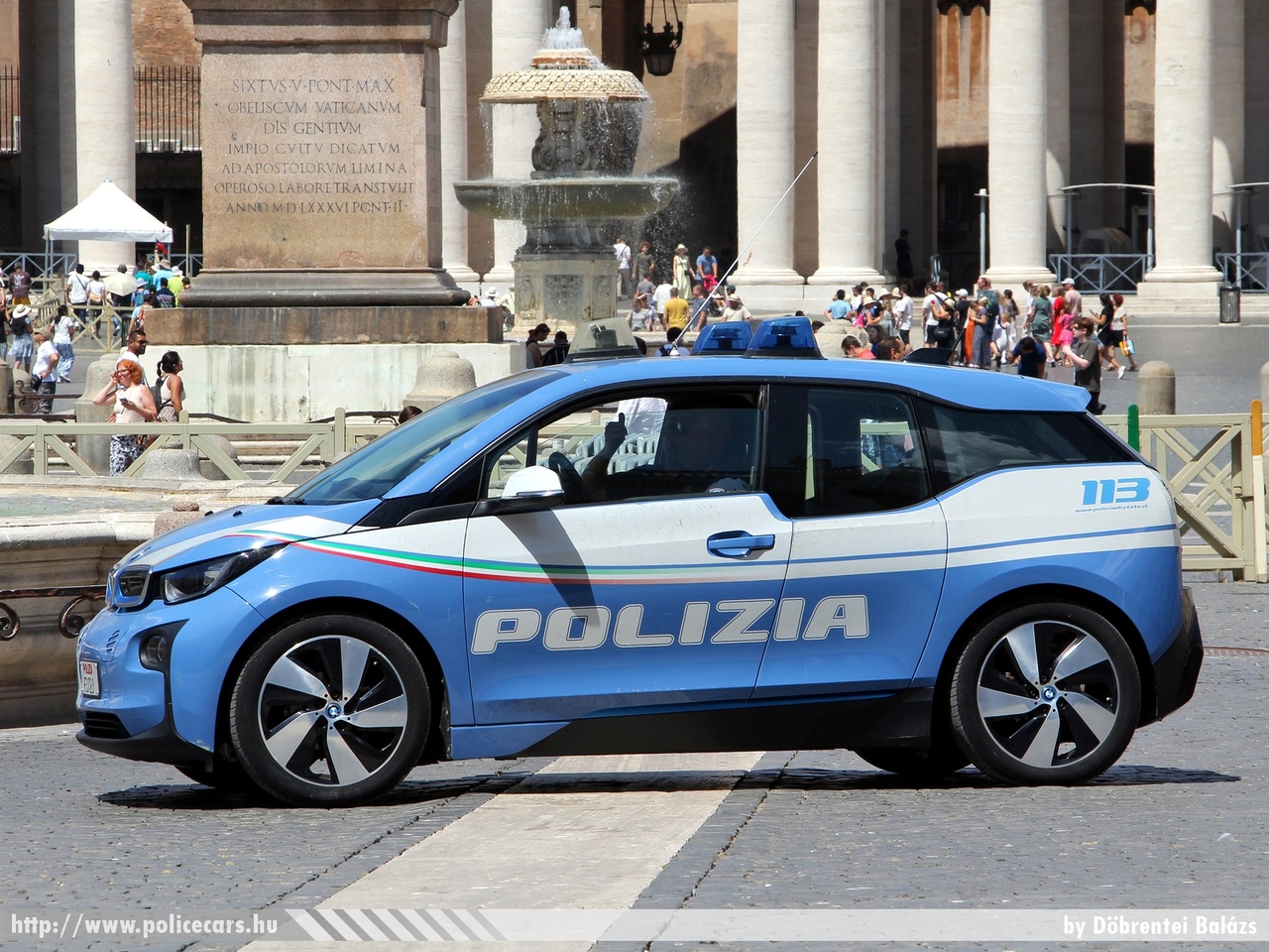 BMW i3, Polizia di Stato, fotó: Döbrentei Balázs
Keywords: rendőr rendőrautó rendőrség olasz Olaszország police policecar Italy italian