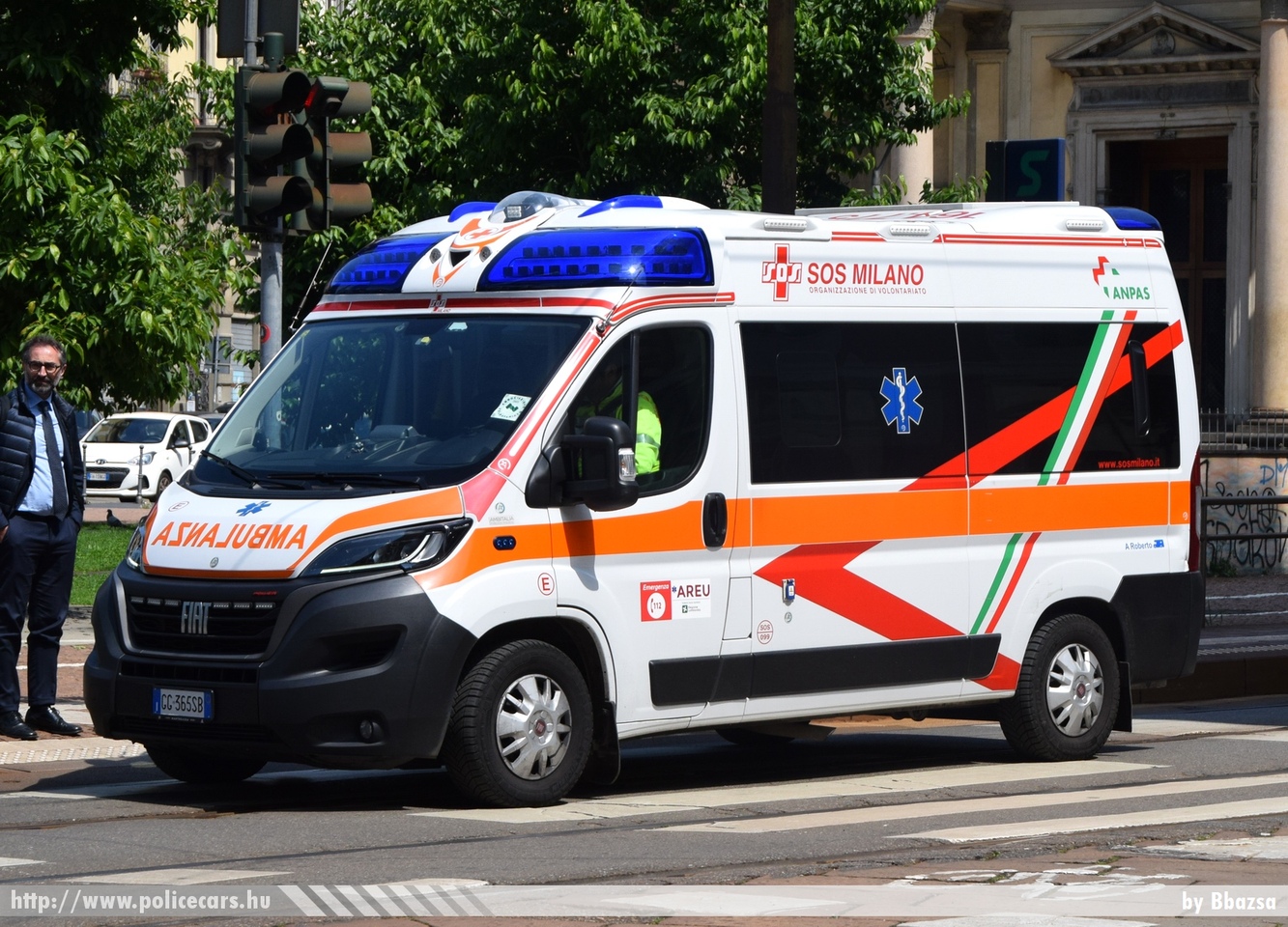 Fiat Ducato, Coop ATA Soccorso, Milano, fotó: Bbazsa
Keywords: mentő mentőautó olasz Olaszország ambulance Italy italian