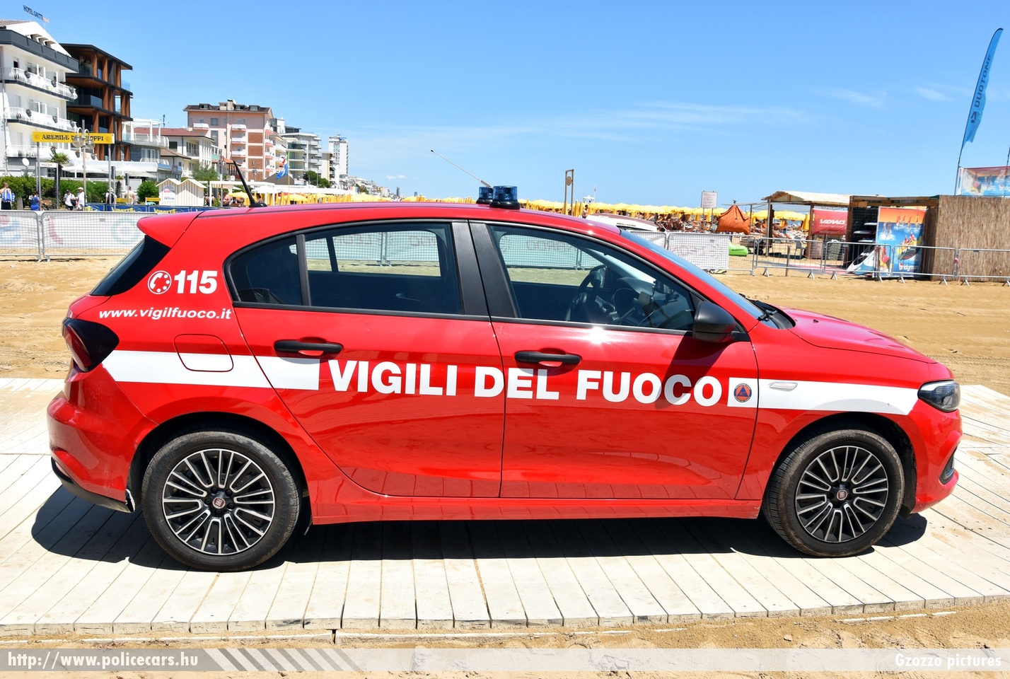 Fiat Tipo, Vigili del Fuoco, Comando Provinciale di Venezia, fotó: Gzozzo pictures
Keywords: olasz Olaszország italian Italy fire firetruck tûzoltó tûzoltóautó tûzoltóság