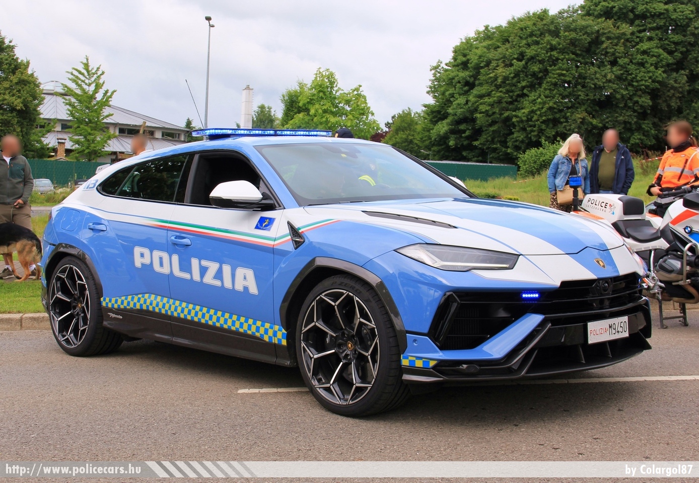 Lamborghini Urus Performante, Polizia di Stato, fotó: Colargol87
Keywords: rendőr rendőrautó rendőrség olasz Olaszország police policecar Italy italian