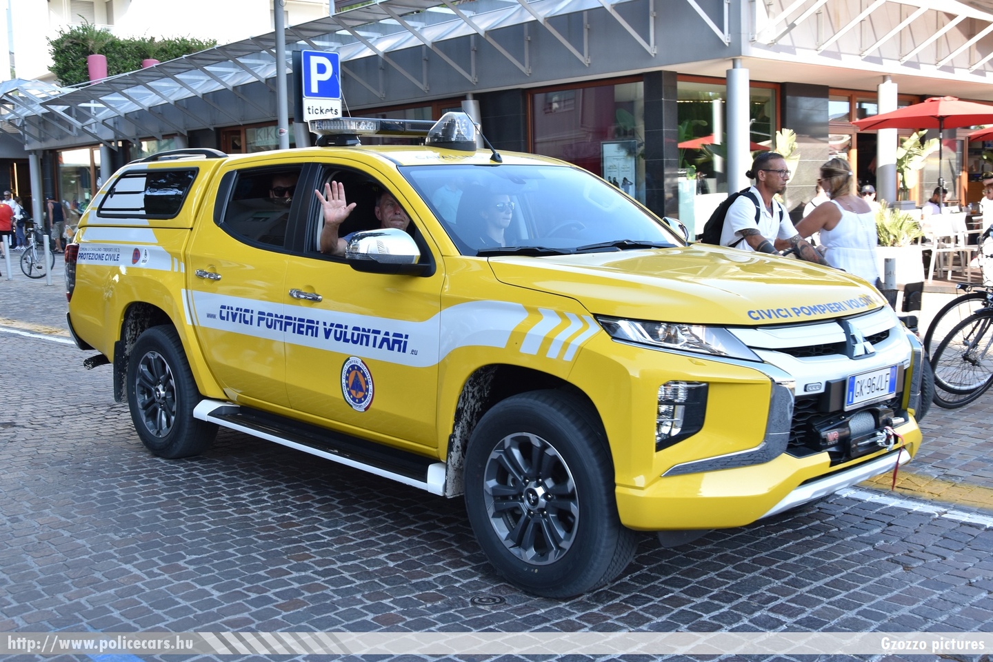 Mitsubishi L200, Civici Pompieri Volontari, Protezione Civile Comune di Cavallino Treporti, fotó: Gzozzo pictures
Keywords: olasz Olaszország italian Italy polgári védelem Civil Protection