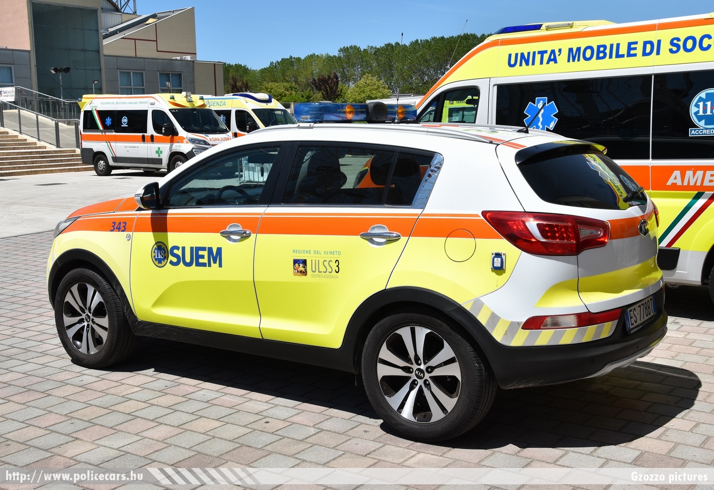 Kia Sportage, Venezia Emergenza, SUEM 118 ULSS 3, fotó: Gzozzo pictures
Keywords: mentő mentőautó olasz Olaszország ambulance Italy italian