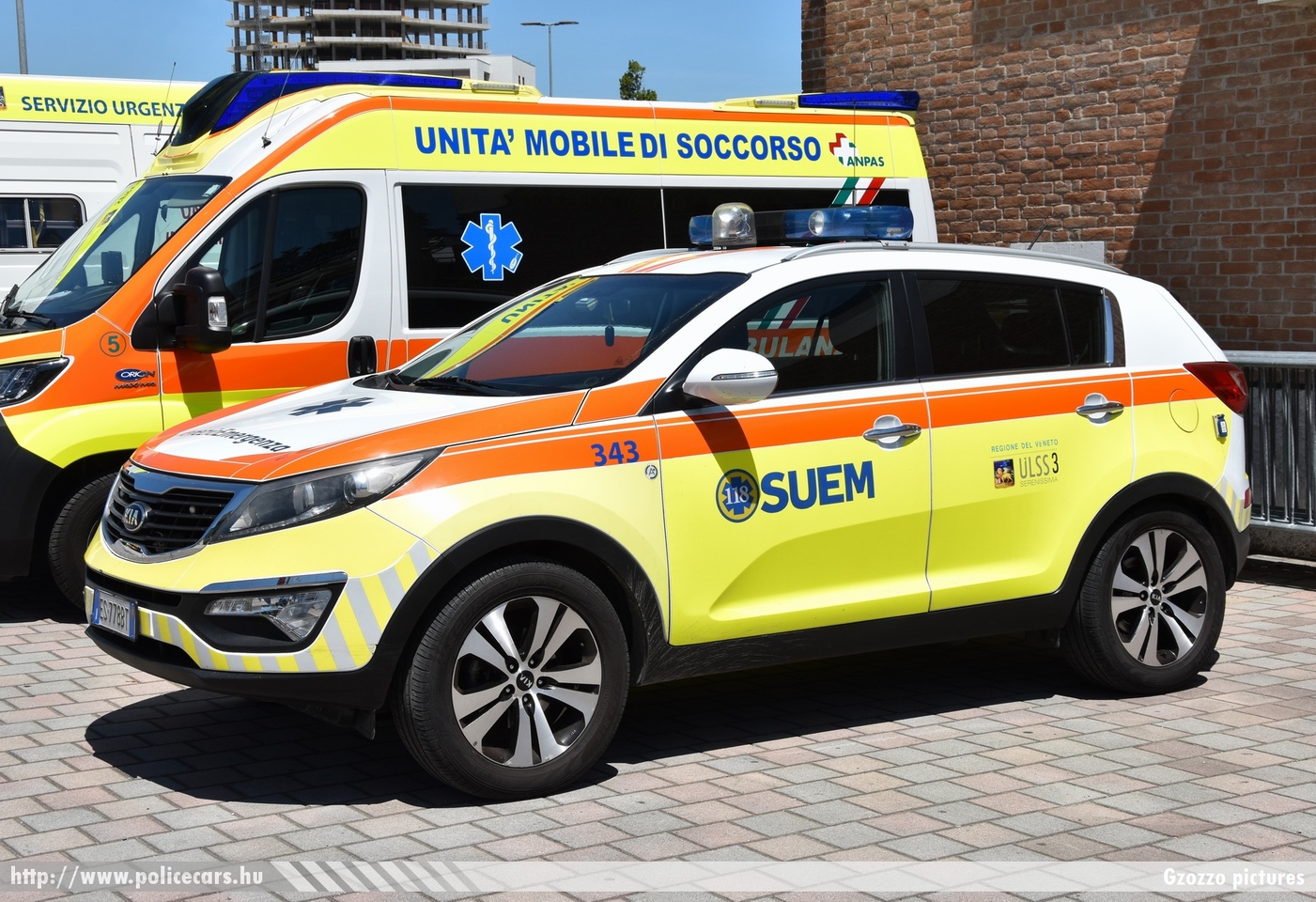 Kia Sportage, Venezia Emergenza, SUEM 118 ULSS 3, fotó: Gzozzo pictures
Keywords: mentő mentőautó olasz Olaszország ambulance Italy italian