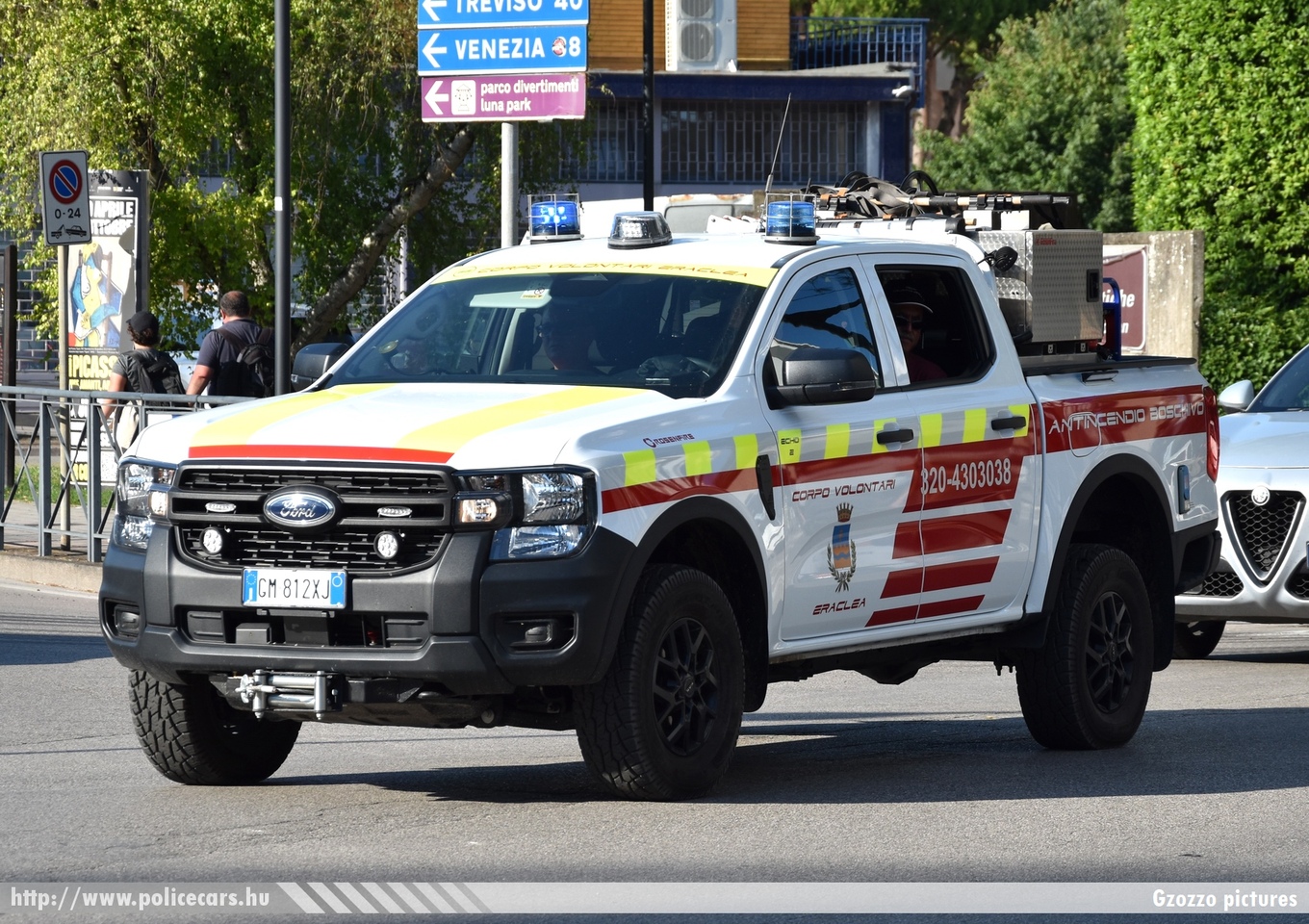 Ford Ranger, Corpo Volontari Eraclea (Protezione Civile), fotó: Gzozzo pictures
Keywords: olasz Olaszország italian Italy polgári védelem Civil Protection