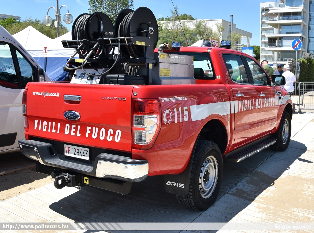 Ford Ranger, Vigili del Fuoco, Comando Provinciale di Venezia, fotó: Gzozzo pictures
Keywords: olasz Olaszország italian Italy fire firetruck tûzoltó tûzoltóautó tûzoltóság