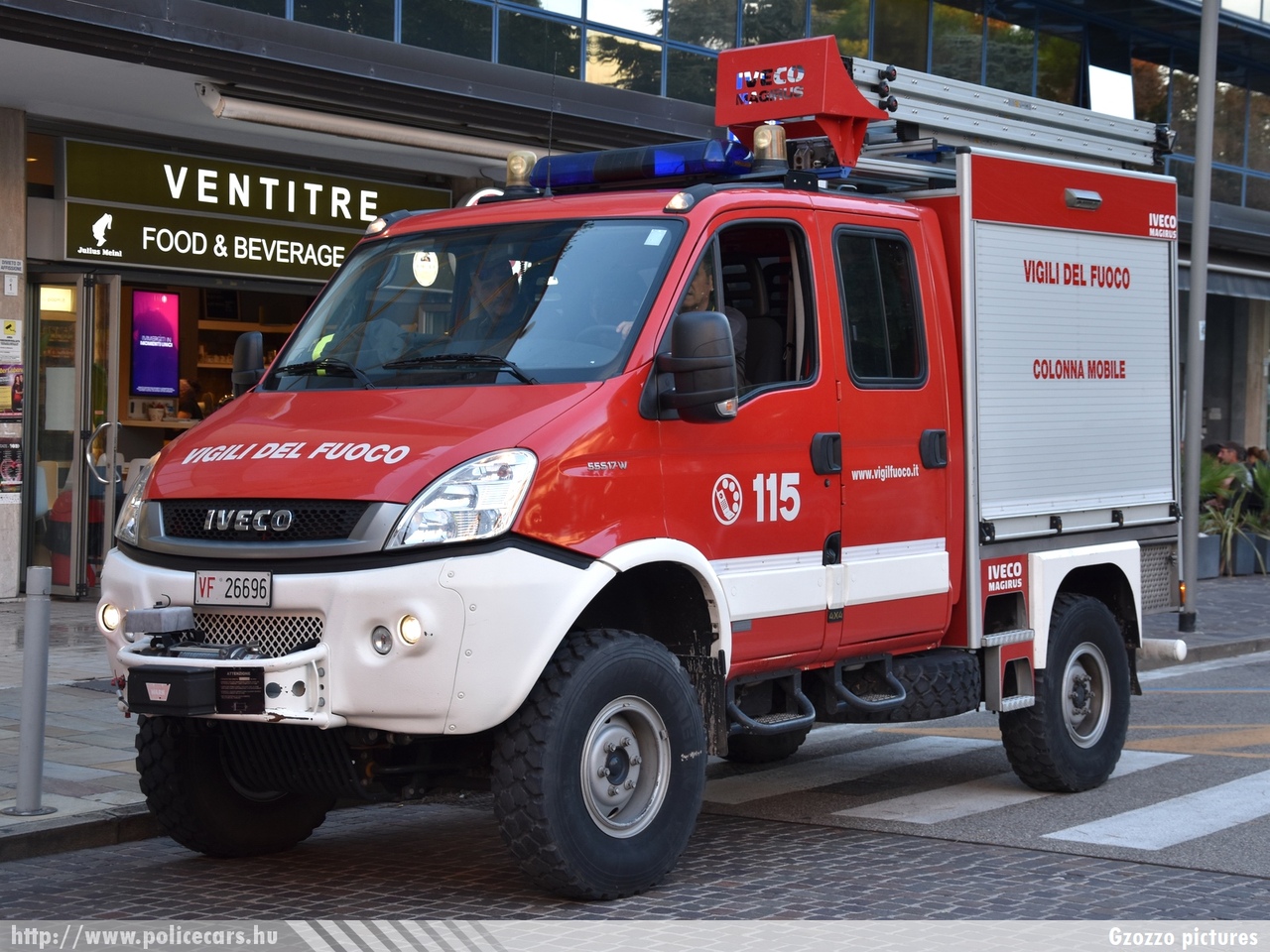 Iveco, Vigili del Fuoco, Comando Provinciale di Venezia, fotó: Gzozzo pictures
Keywords: olasz Olaszország italian Italy fire firetruck tûzoltó tûzoltóautó tûzoltóság