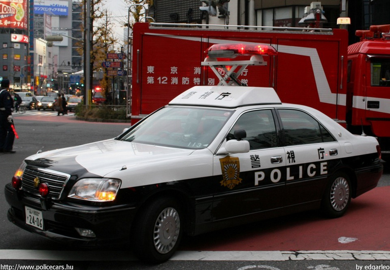 Toyota Crown, fotó: edgarleo
Keywords: japán rendőr rendőrautó rendőrség japan police policecar