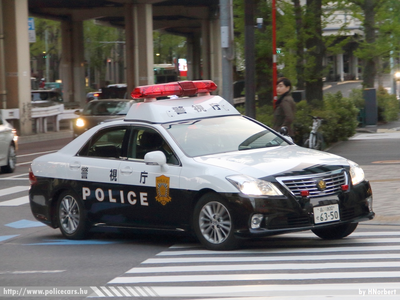 Toyota Crown GRS180, fotó: HNorbert
Keywords: japán rendőr rendőrautó rendőrség japan police policecar