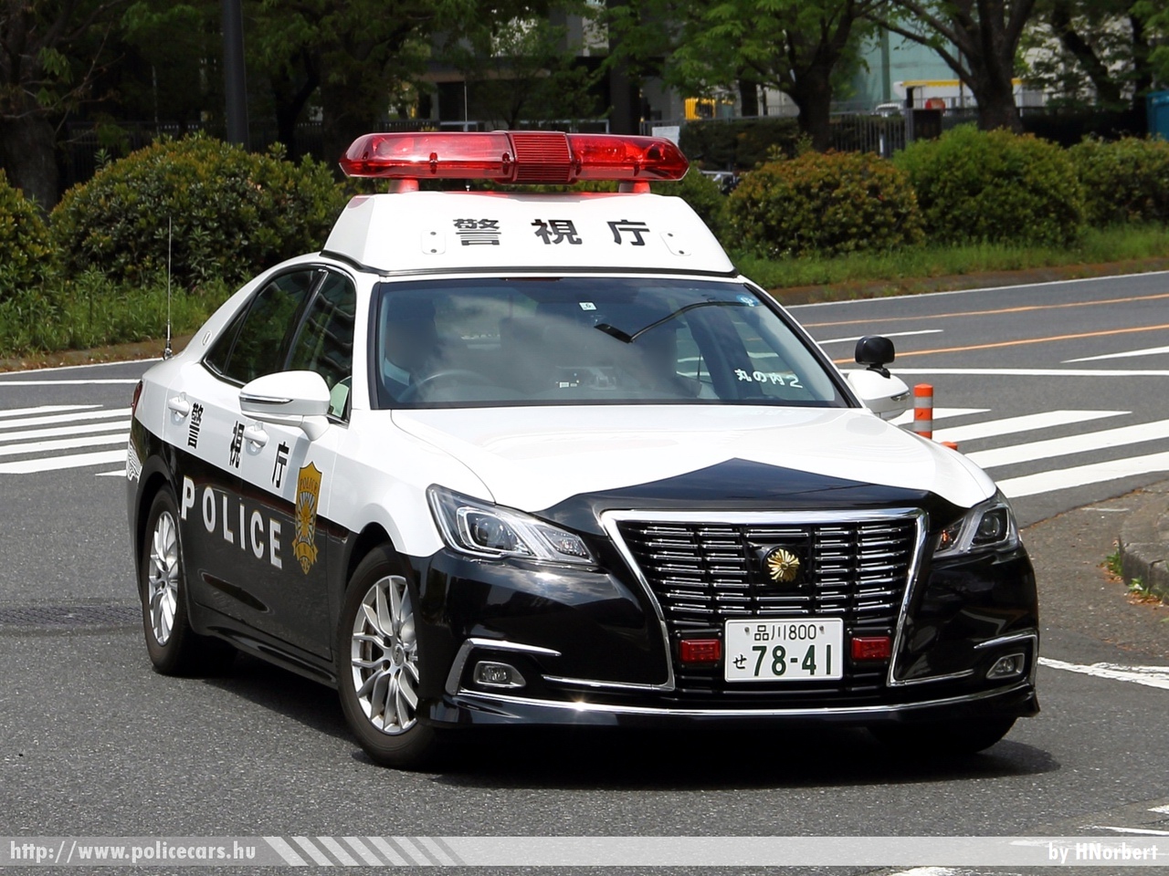 Toyota Crown S210, fotó: HNorbert
Keywords: japán rendőr rendőrautó rendőrség japan police policecar